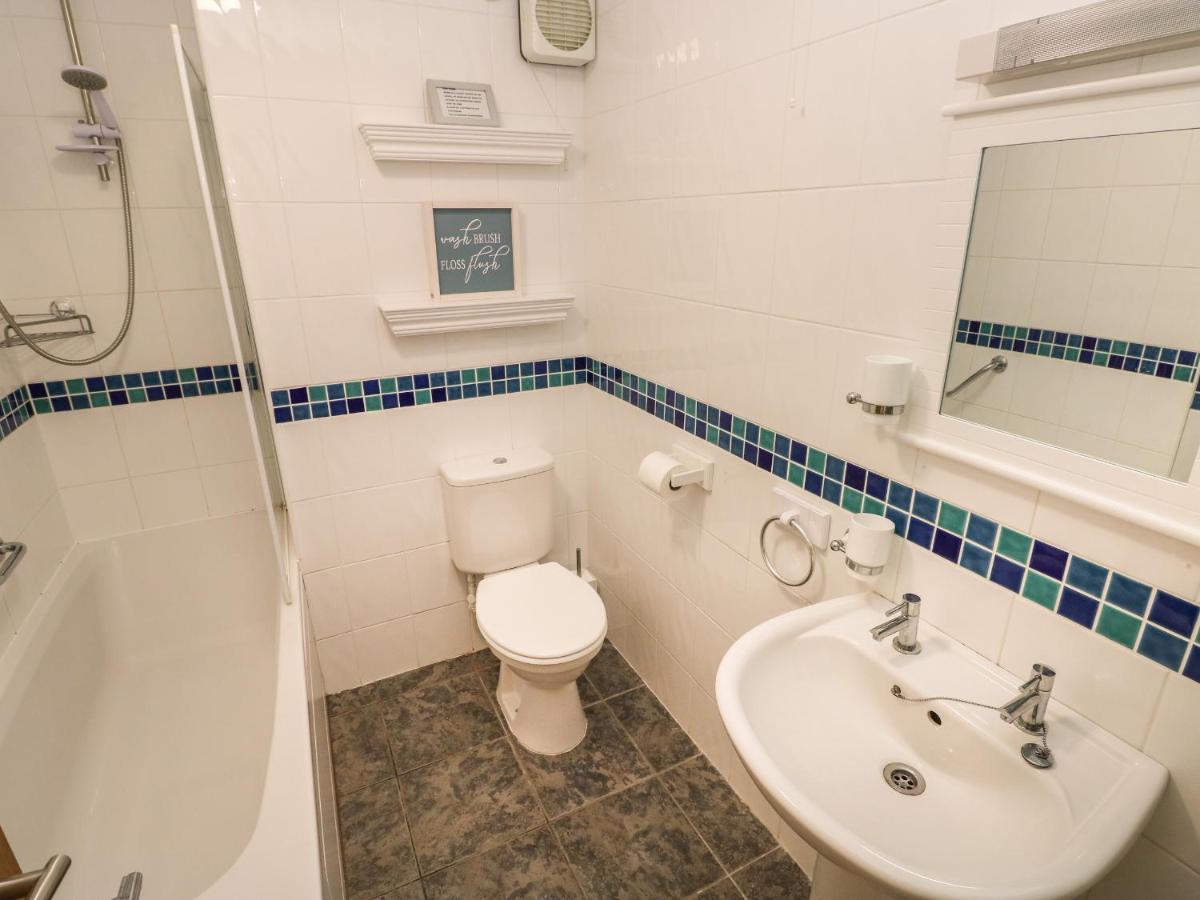Sea Drift Apartment Tenby Luaran gambar